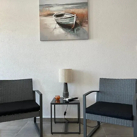 Nb Apartments By The Sea Daire Lumbarda