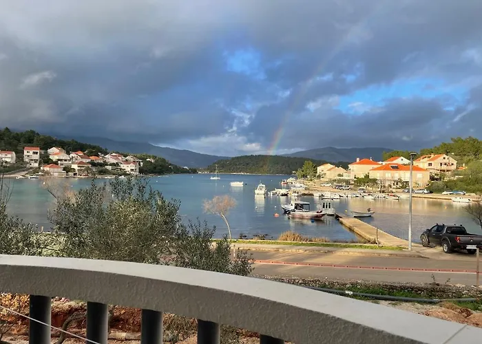 Daire Nb Apartments By The Sea Lumbarda