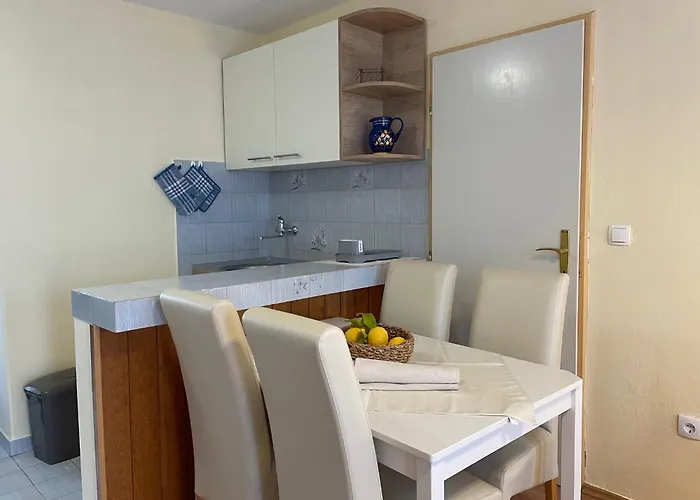 Daire Nb Apartments By The Sea *