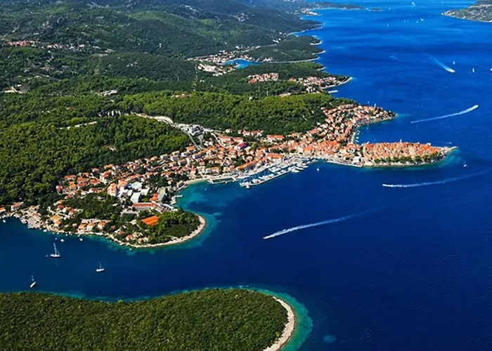 Nb Apartments By The Sea Daire Lumbarda