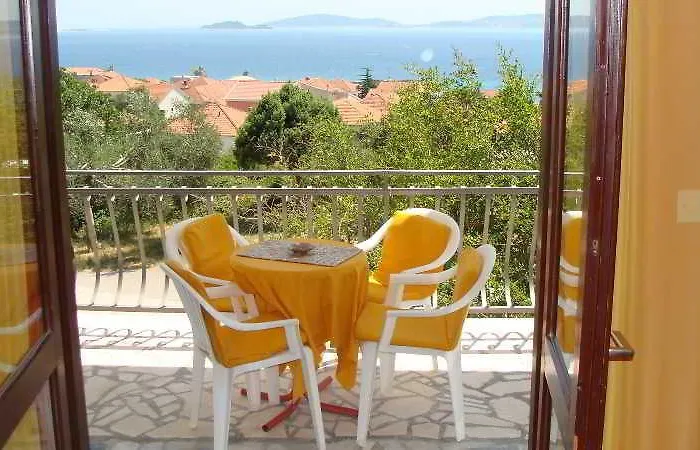 Daire Nb Apartments By The Sea Lumbarda