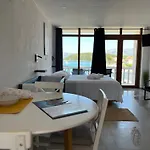 Nb By The Sea * Lumbarda