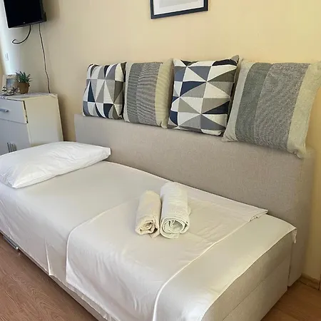 Ana By The Sea Lumbarda