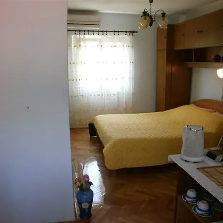 Nb By The Sea Apartamento Lumbarda