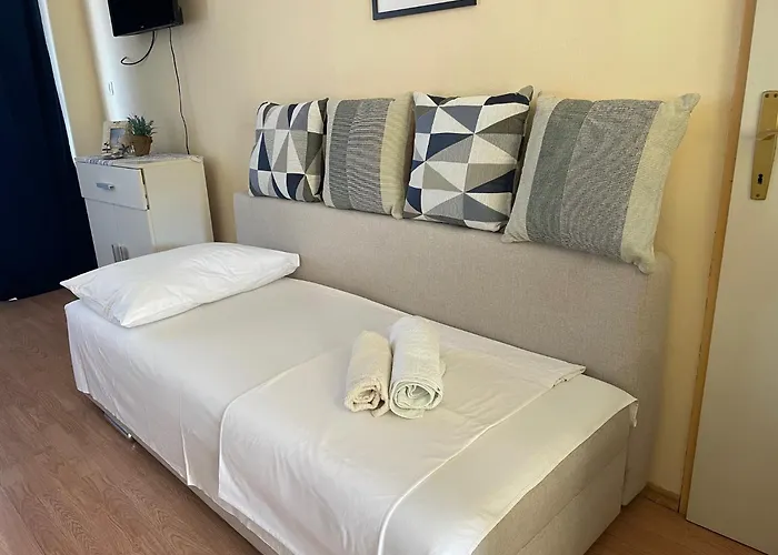 Nb Apartments By The Sea לומבארדה