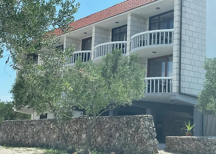 Nb Apartments By The Sea לומבארדה