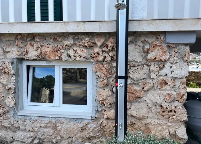 Lägenhet Nb By The Sea Lumbarda